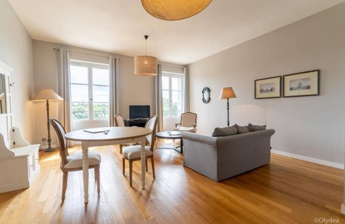 La Redorte Condominio | Suite Ensoleillé | Piscine & Spa | Wi-fi | Parking
