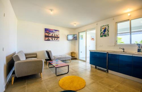 Tartane Apartamento | Suite face à la plage et proche des commerces - BED AND COFFEE RIVAGE