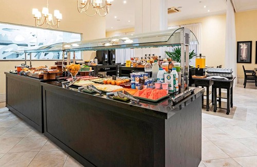 Reboucas Casa | Suite Family with kitchen by ¼ UmQuarto 9-PR.