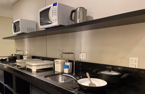 Reboucas Casa | Suite Family with kitchen by ¼ UmQuarto 6-PR.