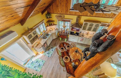 Biggar Villa | Suite for 4 Gulf Access, Heated Pool & Elevator!