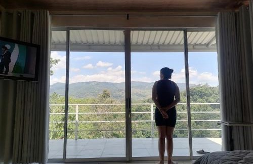 Savegre Apartamento | Suite Frente a la Cascada