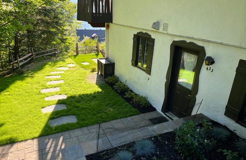 Mont-Tremblant Apartamento | Suite front view on lake tremblant &mountain