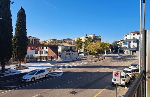 Borgo Roma Apartamento | Suite Fronte Fiera 1