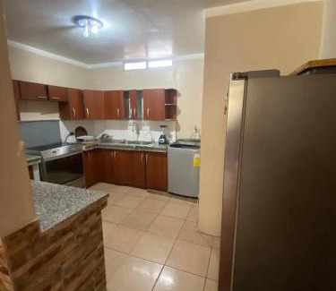 Machala Apartamento | Suite full equipado, céntrico y con garage