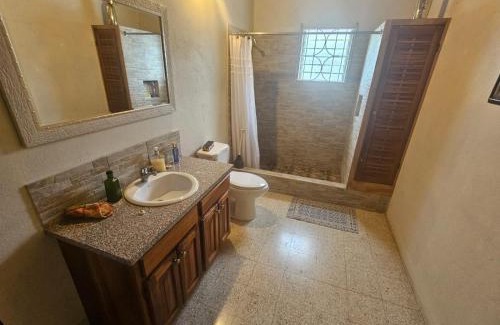 Runaway Bay Casa | Suite Georgiana - Ensuite Double Bedroom, Cardiff Hall, Runaway Bay, One Mile to Beaches, 1 Hour From Montego Bay Airport