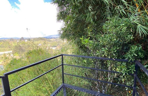 El Penol Cabina | Suite Gold Rocks Glamping