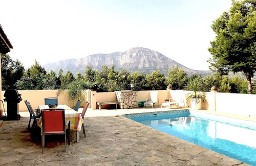 Tarraula Apartamento | "Suite Granota" En medio de la naturaleza y muy tranquila.
