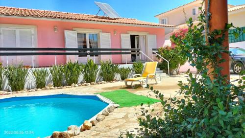 Charneca da Cotovia Apartamento | Suite in a rustic house with swimming pool