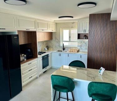 Acre Apartamento | Suite In White