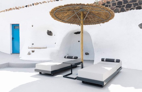 Fira Apartamento | Suite Indoor Jacuzzi and Outdoor Jacuzzi