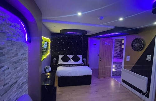 Bradford Apartamento | Suite-Bañera de hidromasaje-Flat 6