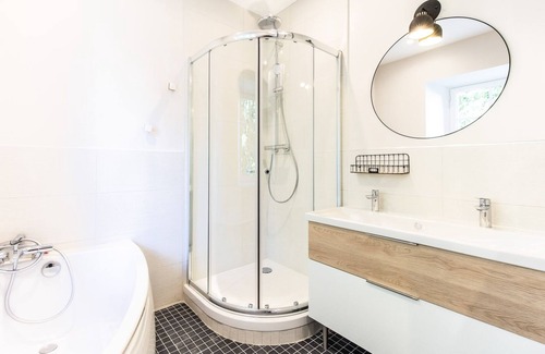Villiers-le-Bacle Cama Y Desayuno | SUITE L'AVENUE