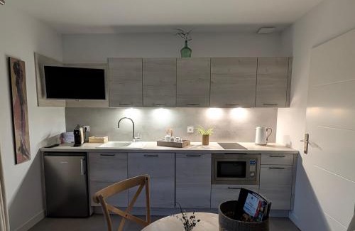 Moussan Casa | Suite l'inattendu avec Spa privatif et espace bien-être.