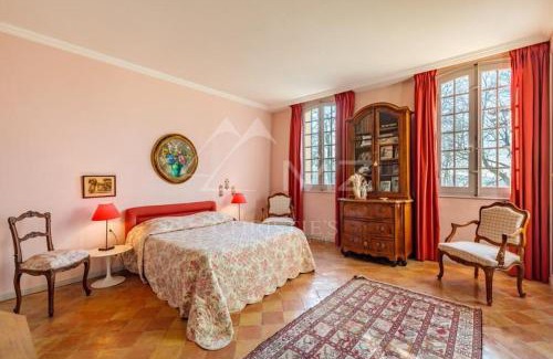 Aix-en-Provence Cama Y Desayuno | Suite le Quervalat dans magnifique bastide 18eme