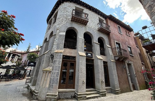 Santeagueda Apartamento | Suite Leonardo: Acogedor Espacio en Val'Quirico