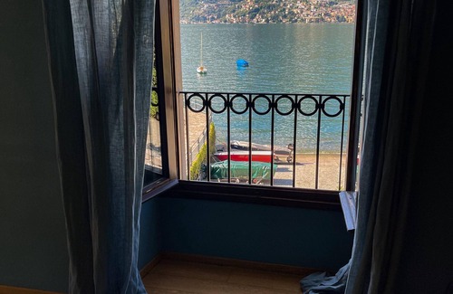 Riva Apartamento | Suite "Luccio" at 2 steps from the lake with panoramic view. Lounge bar and swimming pool