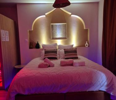 Serrieres Apartamento | Suite Luxe Spa Balneo Sauna Hammam Projecteur