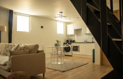 Charleville-Mezieres Apartamento | Suite Ma Bohème, 4pers Chic et atypique