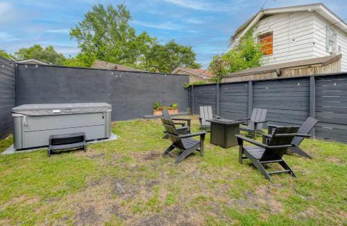 West Ashley Casa | Suite Magnolia Hot Tub & Pet Friendly Mins 2 Dwtn