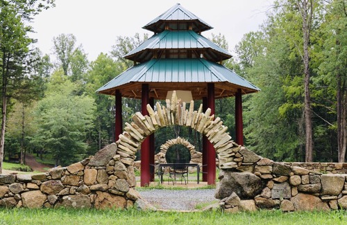 Stanardsville Apartamento | Suite Maharaja at White Lotus Eco Spa Retreat
