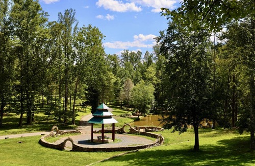 Stanardsville Apartamento | Suite Maharaja at White Lotus Eco Spa Retreat