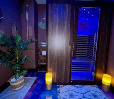 Ostviertel Apartamento | Suite mit Whirlpool, Sauna, Pole Dance und mehr