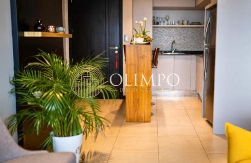 Puerto Santa Ana Apartamento | Suite moderna con vista a la ciudad y al río en Puerto Santa Ana