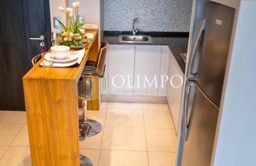 Puerto Santa Ana Apartamento | Suite moderna con vista a la ciudad y al río en Puerto Santa Ana