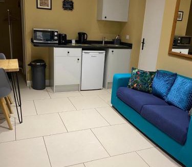 Cambridge Apartamento | Suite near City, Science Park & Marshalls and close to Riverside walks