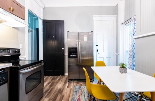 Smoketown Jackson Casa | Suite near downtown Louisville, KY - Suite IV
