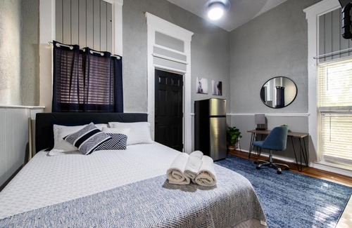 Smoketown Jackson Casa | Suite near downtown Louisville, KY - Suite IV