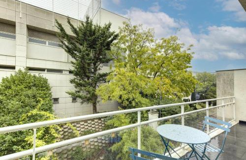 Suresnes Apartamento | Suite New Delhi - Superbe Appartement