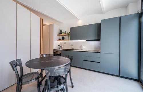 Formigine Apartamento | Suite on canvas near the city of Ferrari