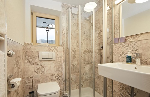 Riezlern Apartamento | Suite "Oswalda Hus", 2 habitaciones con ducha - Hotel Oswalda-Hus - Familia Müller