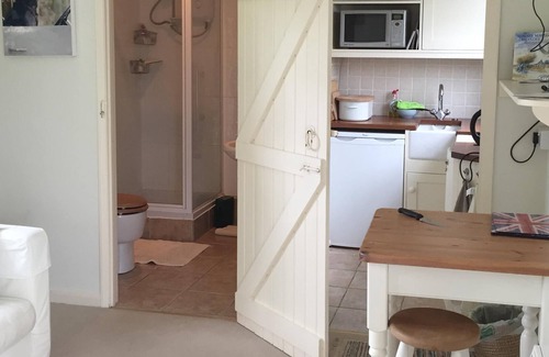 Ewhurst Green Cabaña | Suite con vistas a la hermosa campiña de Wealden, piscina. (Ver ofertas)
