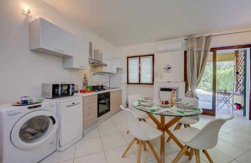 Barbarano Apartamento | Suite Perla Salò Terrace 100m from Lake, Salò, Italy