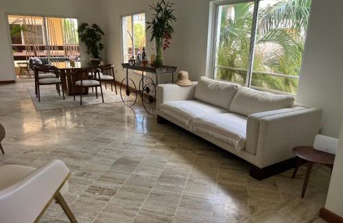 Playa Bibijagua Casa | Suite, pool and beach