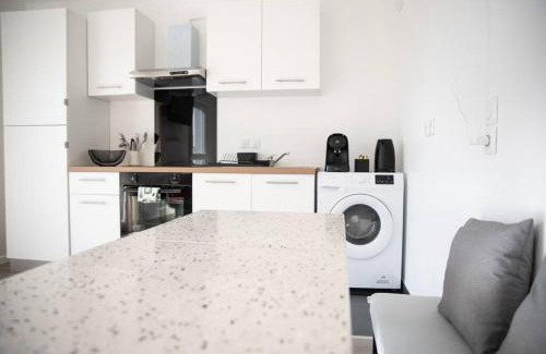 Osny Apartamento | Suite POP 92 proche gare, stade de France, Parking