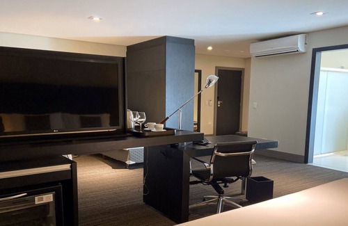 Reboucas Casa | Suite Prime Family by ¼ UmQuarto 2-PR.
