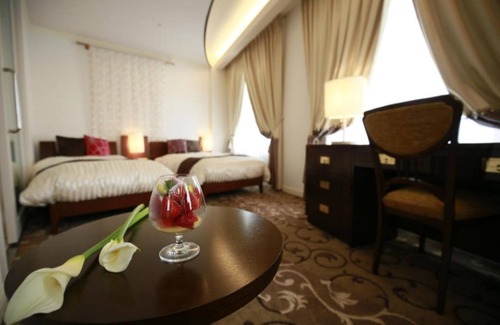 Gifu Hotel | Suite room twin beds nonsmoking Room charge on / Gifu Gifu