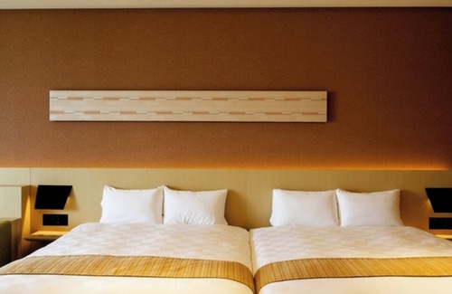 Fukuoka Hotel | Suite RoomWith Jacuzzi 40m2 | Rack Rate Accom / Fukuoka Fukuoka