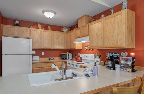 Downtown Leavenworth Condominio | Suite Serenity 3 Bedroom Condo by NW Comfy Cabins by RedAwning