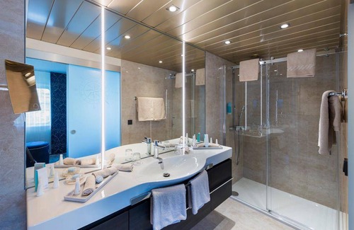 Muelheim Hotel | Hotel ∙ Suite, ducha, WC, vistas al río