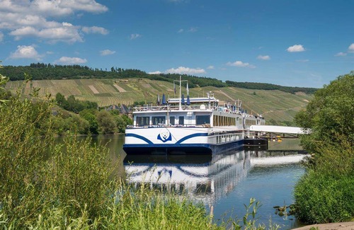 Muelheim Hotel | Hotel ∙ Suite, ducha, WC, vistas al río