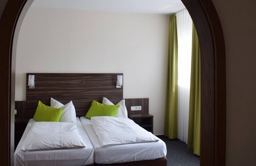 Seelbach-Schutter Casa | Ducha / WC de la suite - Hotel-Restaurant Zum Stern