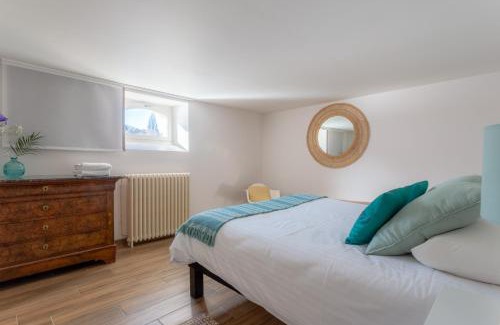 Ver-sur-Mer Cama Y Desayuno | SUITE Souplex Château Côte de Nacre