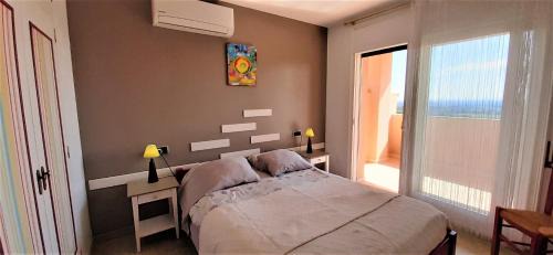 Pau Cama Y Desayuno | Suite & Spa Panoramic Olivars