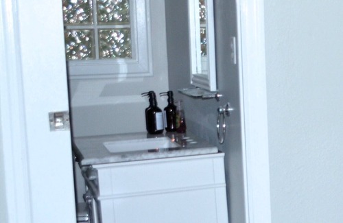 Dothan Casa | Suite Staycation: 2-story, 4BR/2BA, 2047sq ft home near hospitals & Ft. Novosel
