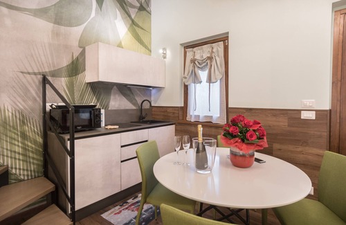 Rivotorto Apartamento | Suite con jacuzzi y piscina en Asís